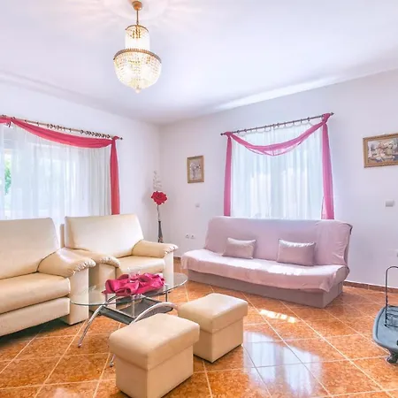 Vakantiehuis Aretha *